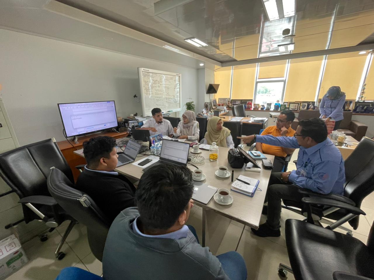 Dalam rangka percepatan digitalisasi daerah, BPKD Padang Pariaman melakukan pembahasan untuk mengambil langkah-langkah strategis dalam aksi percepatan